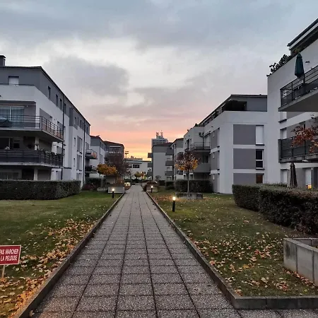 Lägenhet 60 M² Avec Parking - Proche Centre De Colmar