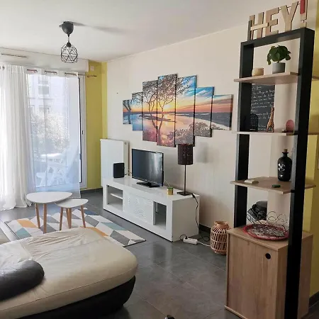 Lägenhet 60 M² Avec Parking - Proche Centre De